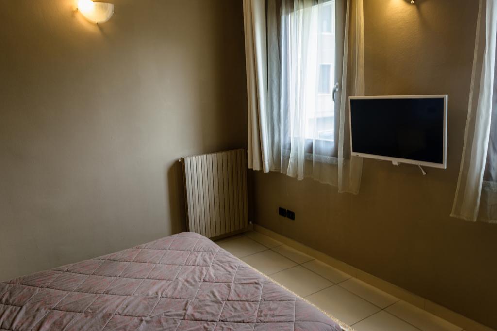 Bed And Breakfast Linate Peschiera Borromeo Экстерьер фото